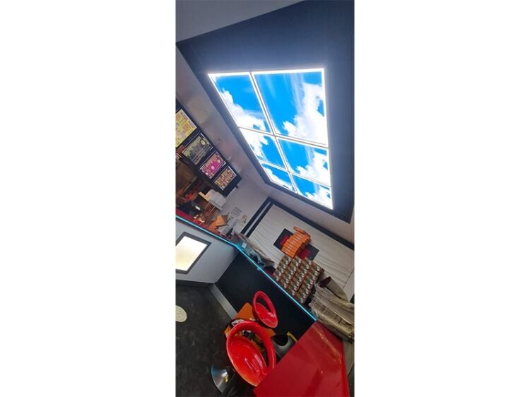 Newly Established, Highly Rated Takeaway Business for Sale in York, North Yorkshire Photo 2