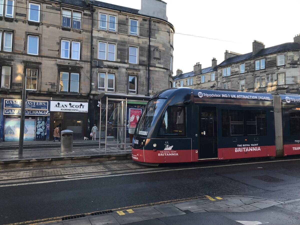 Versatile Commercial Space Available on Bustling Leith Walk, Edinburgh Photo 2