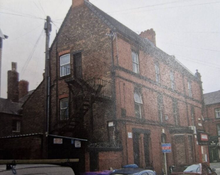 Double Fronted Retail and Accommodation for Sale in Prime Liverpool Location Photo 2