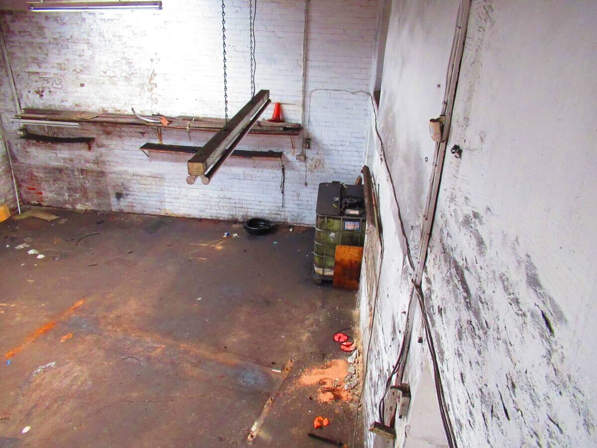 Motor Vehicle Workshop in Darwen Town Centre For Sale - Prime Location with On-Street Parking Photo 2