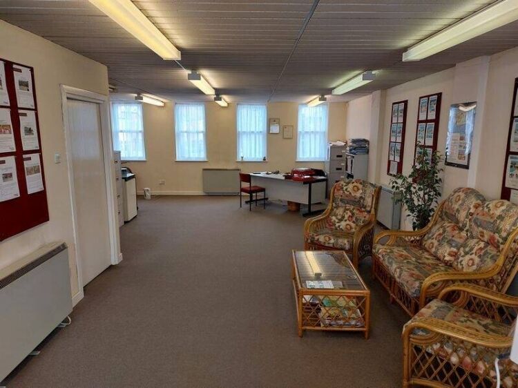 Prime Freehold Retail and Office Space on Front Street, Acomb, York Available for Investment Photo 2