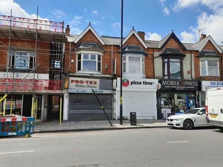Prime Freehold Commercial Property with Three-Bedroom Accommodation in Sparkhill, Birmingham Photo 2