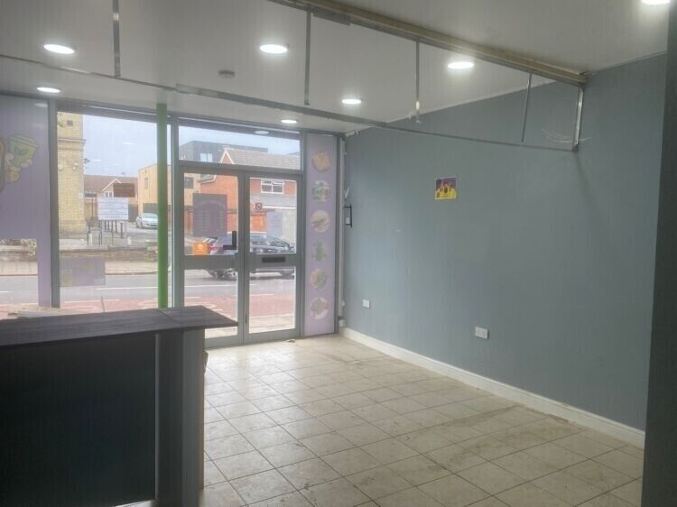 Prime Commercial Shop Unit and Flats Freehold in Bustling Anerley London for Sale Photo 2