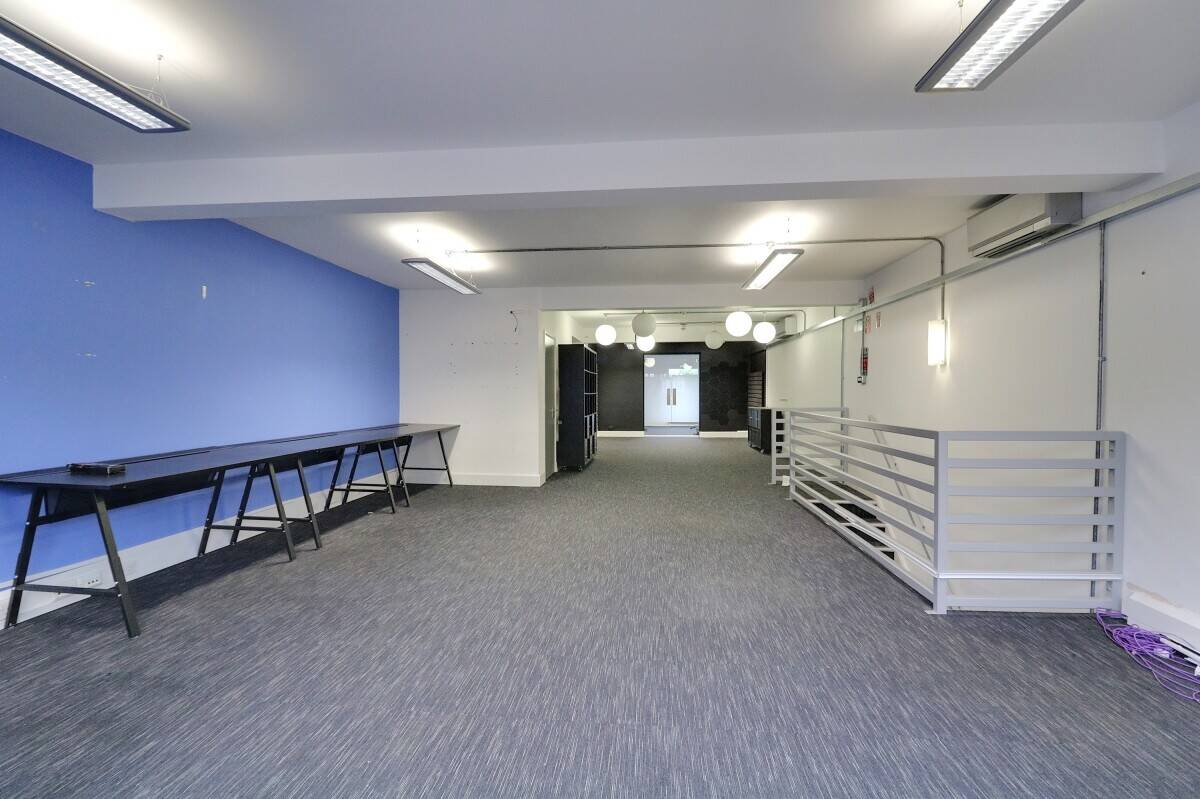 Rent Now - Spacious 1,220 sq. ft. First Floor Office in Leigh on Sea, Essex Photo 2