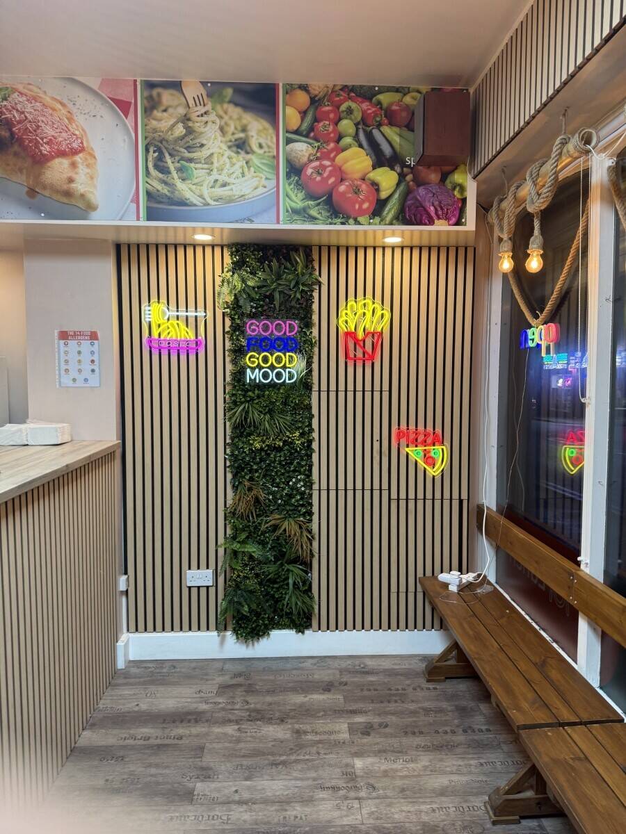 Prime Commercial Property with Thriving Pizza Business in Worksop Nottinghamshire for Sale! Photo 2