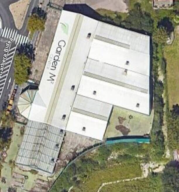 Prime 2300m2 Garden Center in North Spain's San Sebastian, Ready for Your Business Venture Photo 2