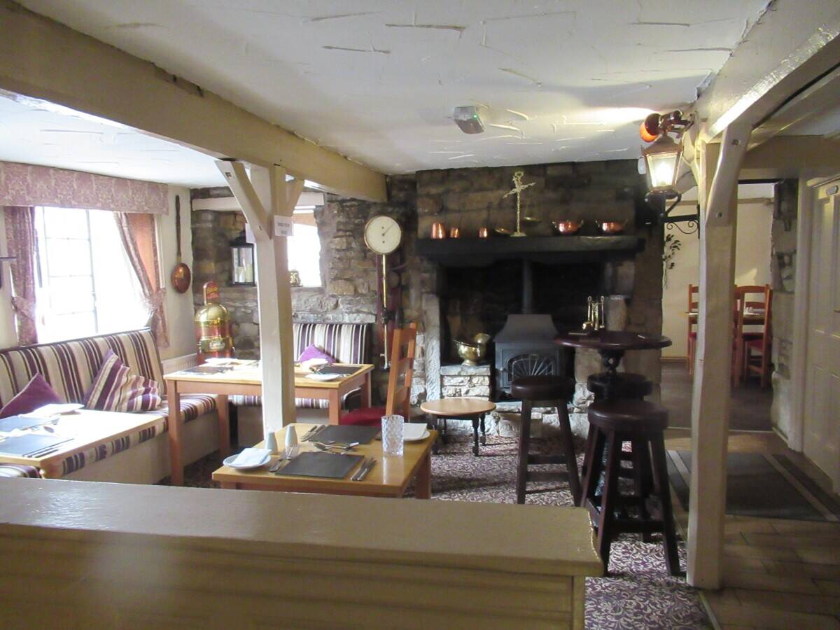 Prime East Lancashire Restaurant Available, Potential for Residential Conversion Photo 2