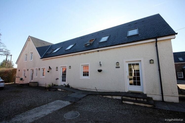 Breathtaking Farmhouse Steading Development with Thriving Holiday Let Business in Balfron Stirling Photo 2