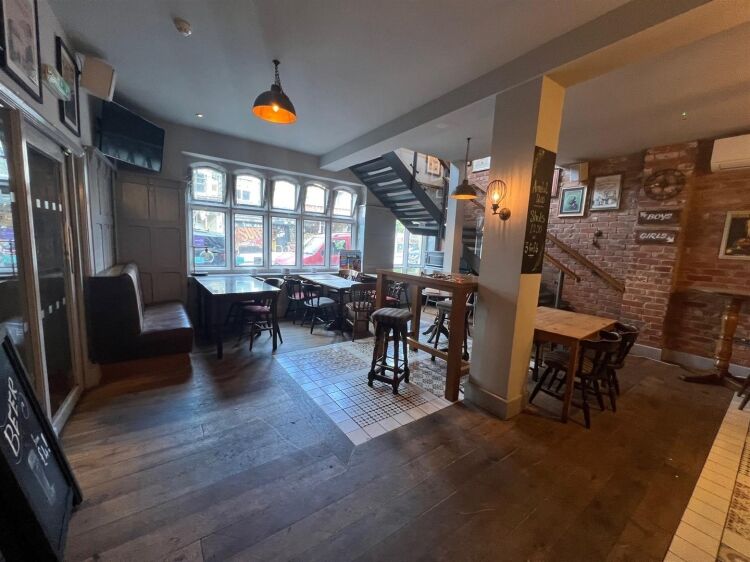 Two-Storey Public House with Beer Cellar Available for Rent in Bristol Photo 2