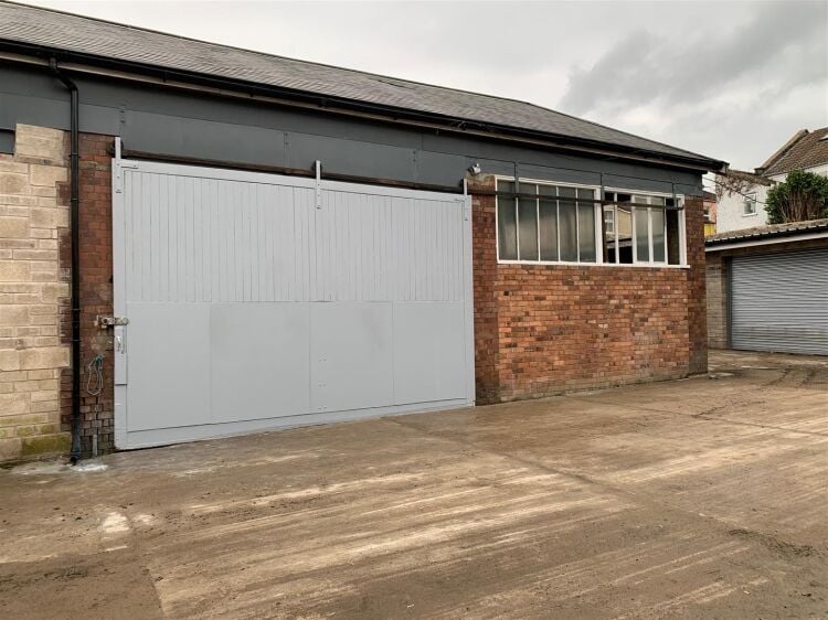 Three Centrally Located Workshops Available for Rent in Easton, Bristol Photo 2