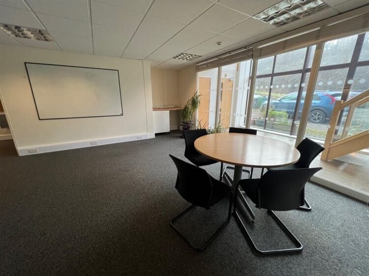 Ground Floor Office Suite with Stunning Views Available for Rent in Bristol Photo 2