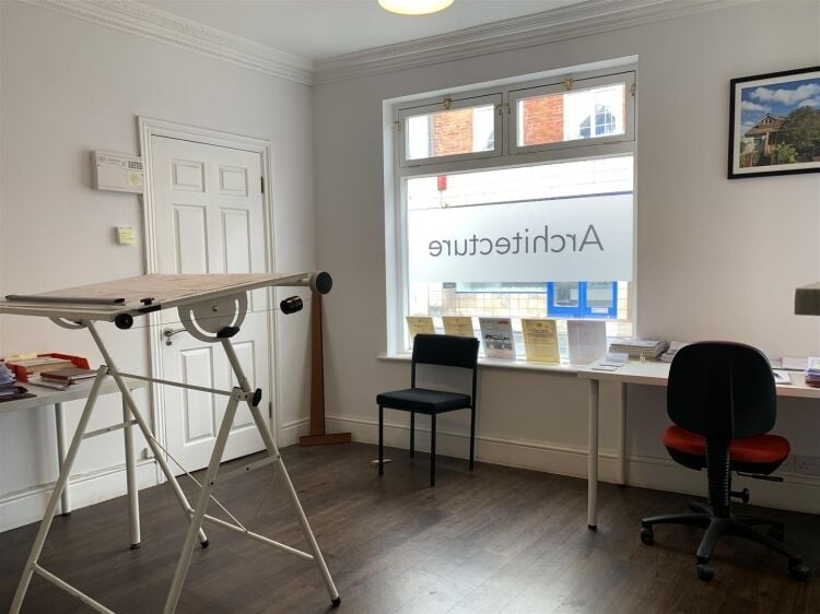 Prime Mixed Use Property in Desirable Bristol Location, Ideal for Investors or Developers Photo 2