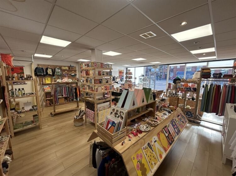 Grade II Listed Retail Unit with 930 sq ft Shop Space Available to Rent on Old Market Street, Bristo Photo 2