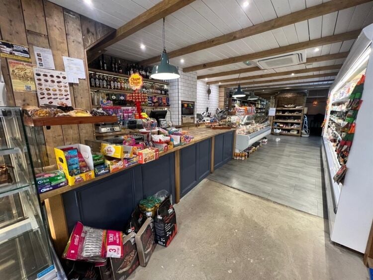 Prime Commercial Property in Bristol, Ground Floor Freehold Shop, Leased to Polish Deli Photo 2