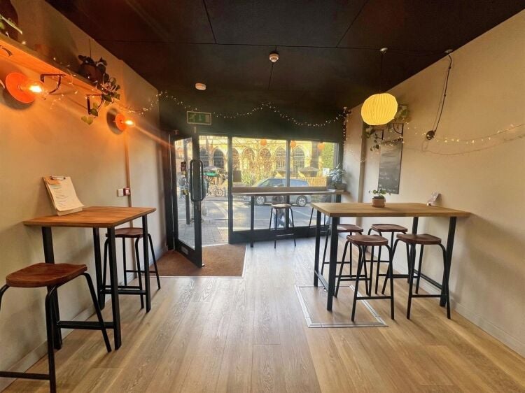 Two-Storey Café for Rent in Prime Bristol Location, Fully Fitted and Recently Refurbished Photo 2