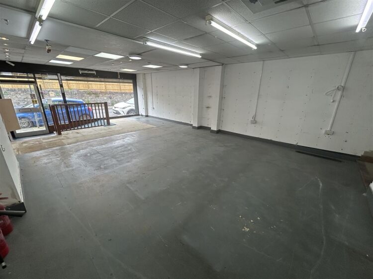 Bristol Ground Floor Shop with Off-Street Parking and 1000 sq.ft. Space for Sale Photo 2