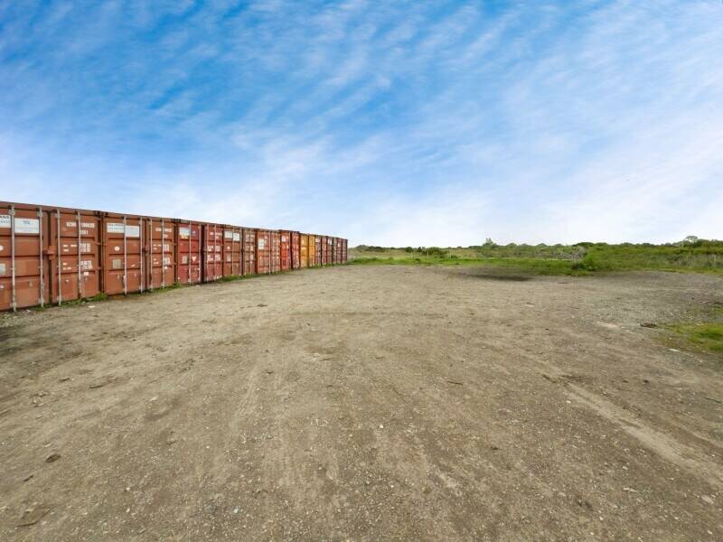 Affordable Storage Unit with Secure Access in Battlesbridge, Wickford Photo 2