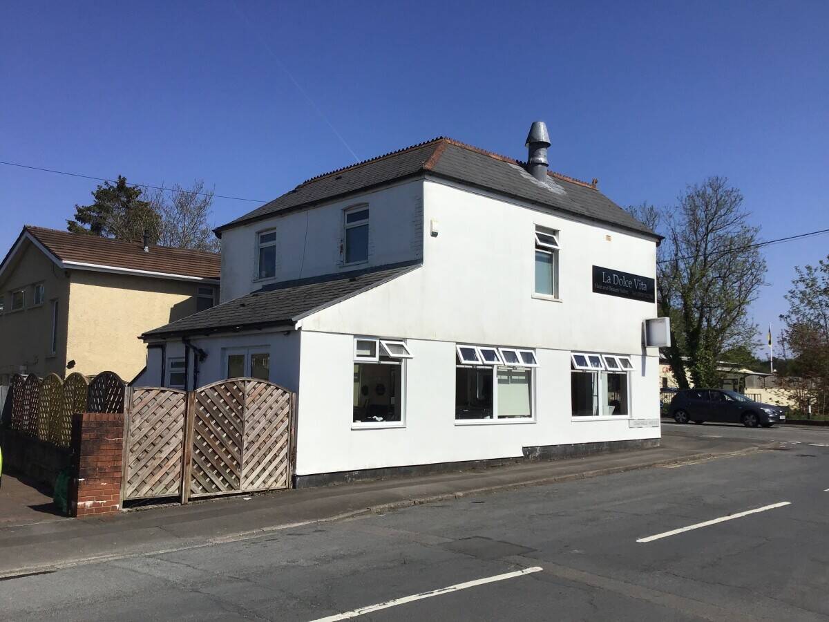 Prime Investment Opportunity - Sizeable Freehold Property in Dinas Powys, Vale of Glamorgan Photo 2