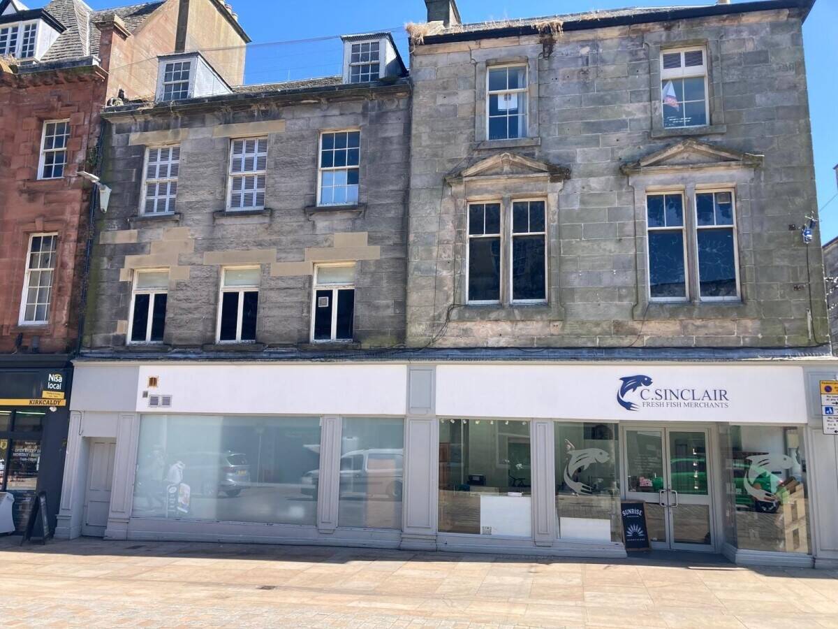 Two-Story Commercial Property on Kirkcaldy High Street Up for Sale - Perfect for Investors Photo 3