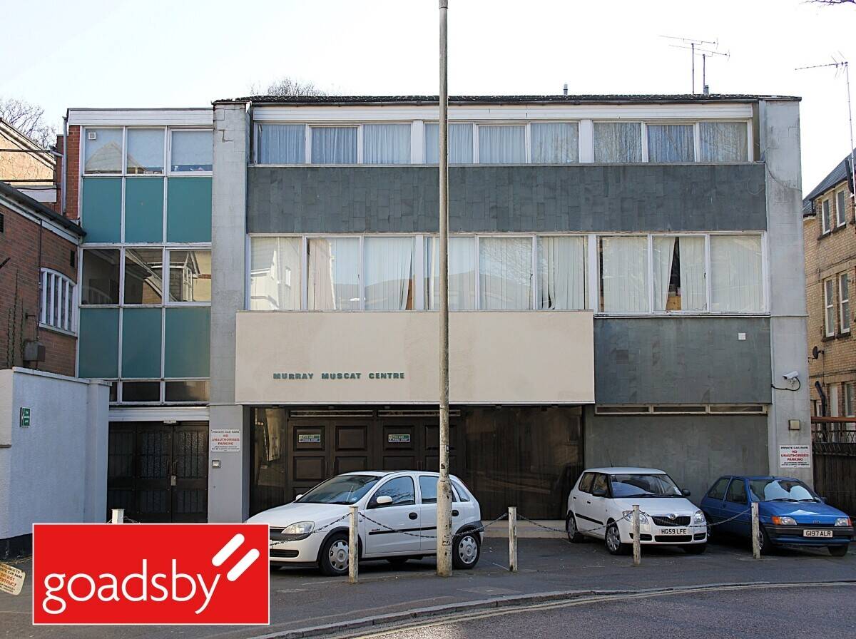 Centrally Located Function Venue with Ample Parking and Versatile Uses in Bournemouth Photo 2