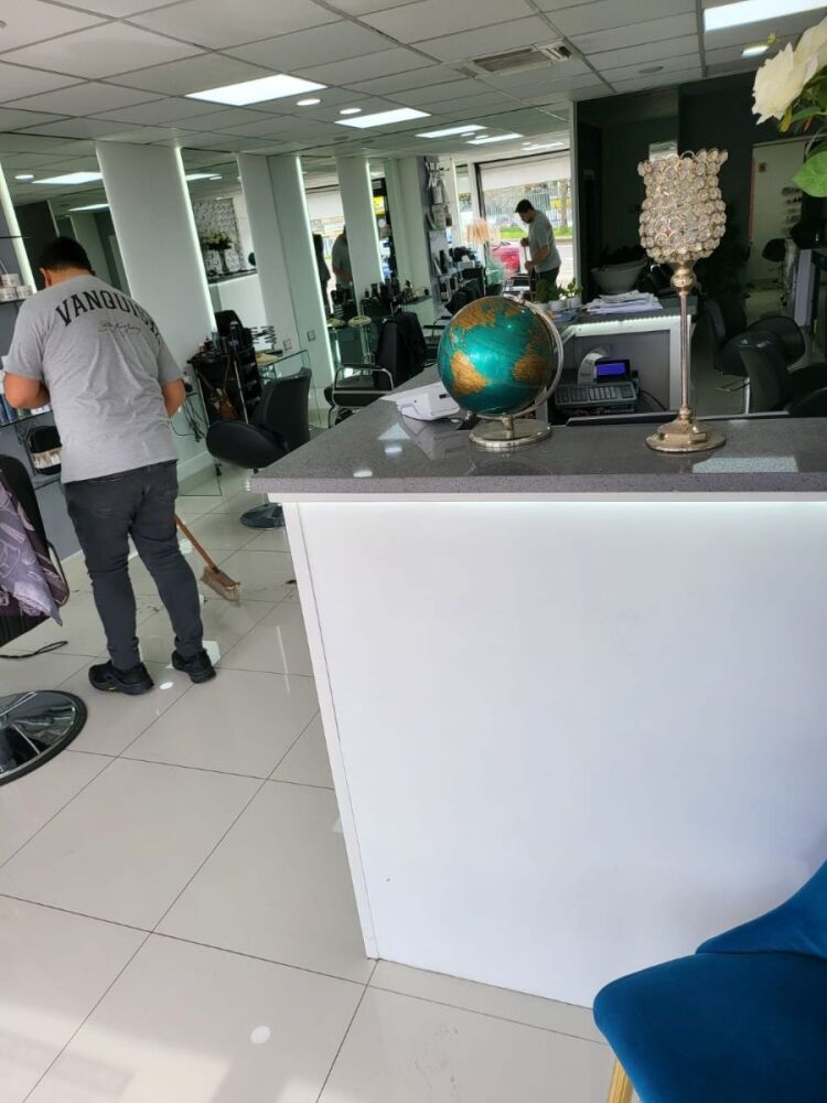 Beauty and Hair Salon for Sale in Rainham Kent with Uppers Available Photo 2