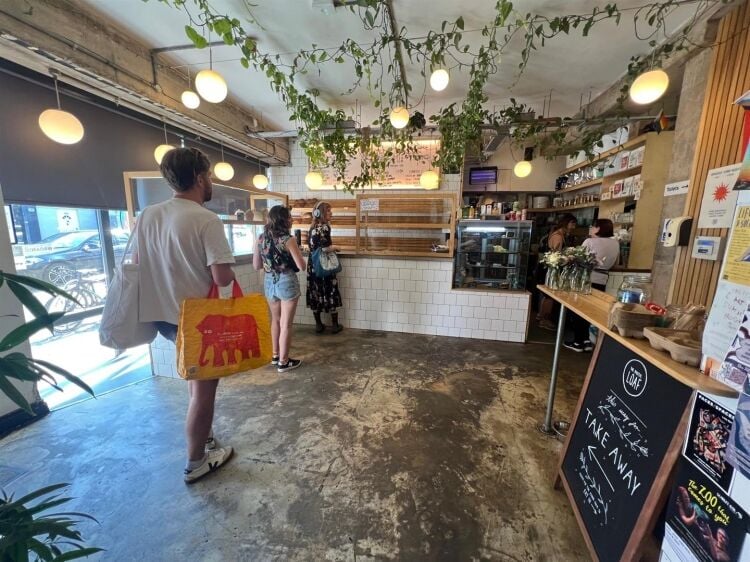 Modern bakery for sale in Bristol with long-term lease in high foot traffic area Photo 2