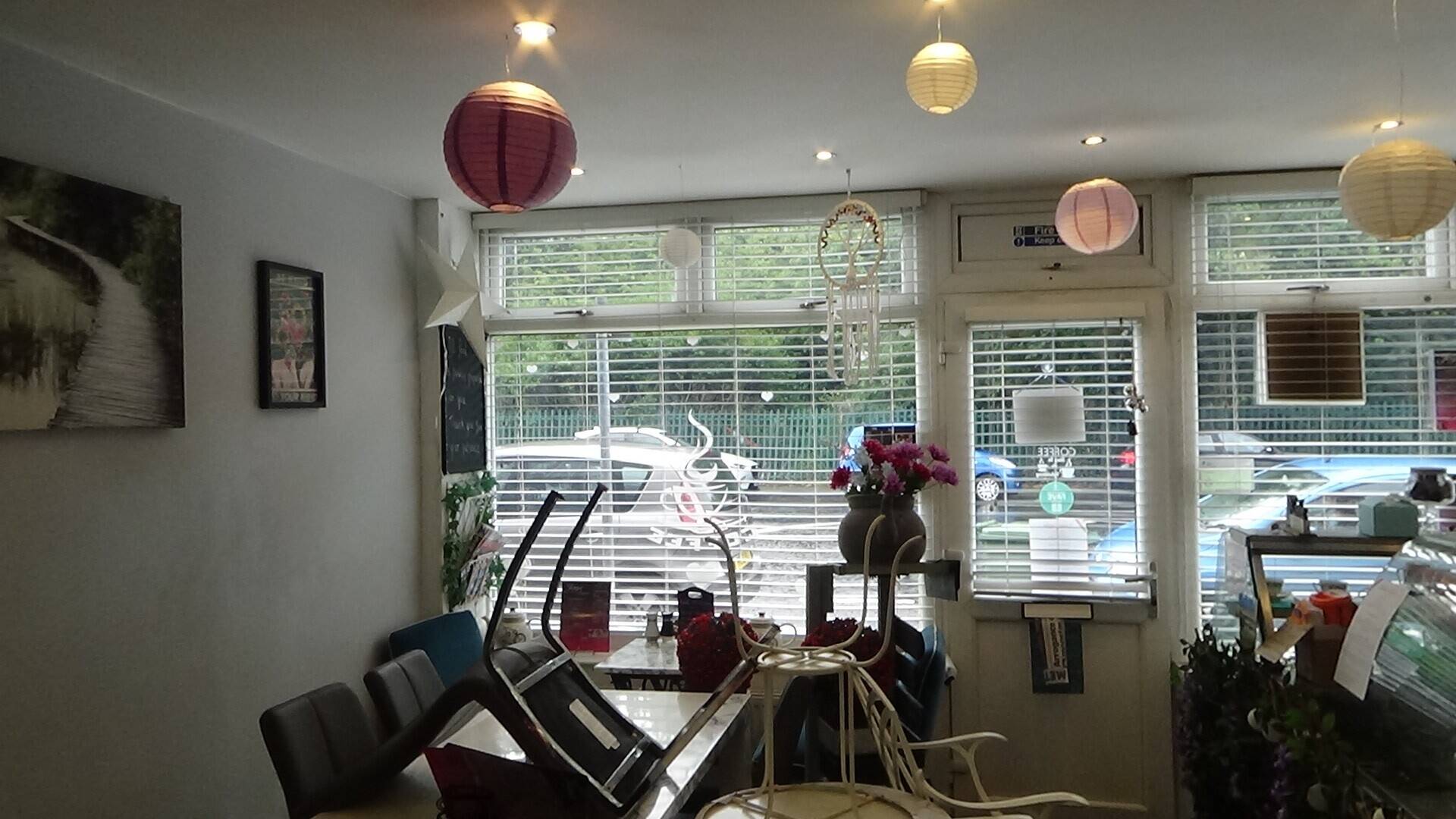 Ground Floor Retail Unit for Cafe or Takeaway in Bebington Merseyside Photo 2