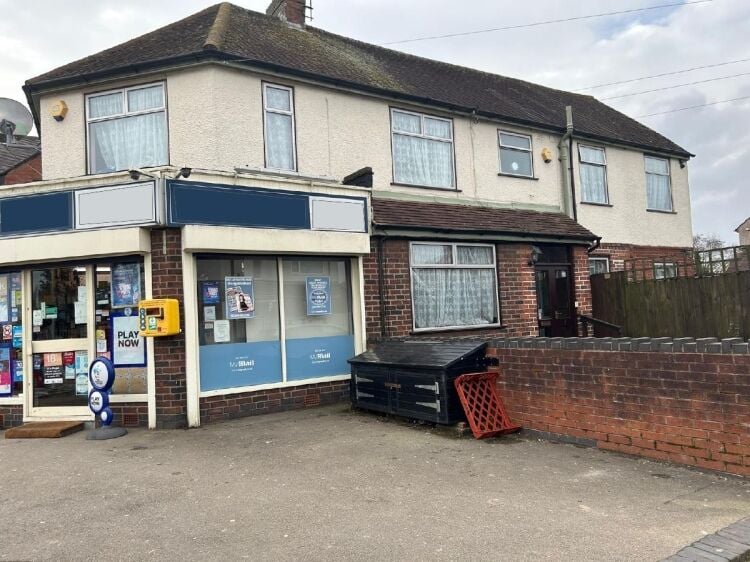 Convenience Store with Residential Space for Sale in Coventry, West Midlands Photo 2