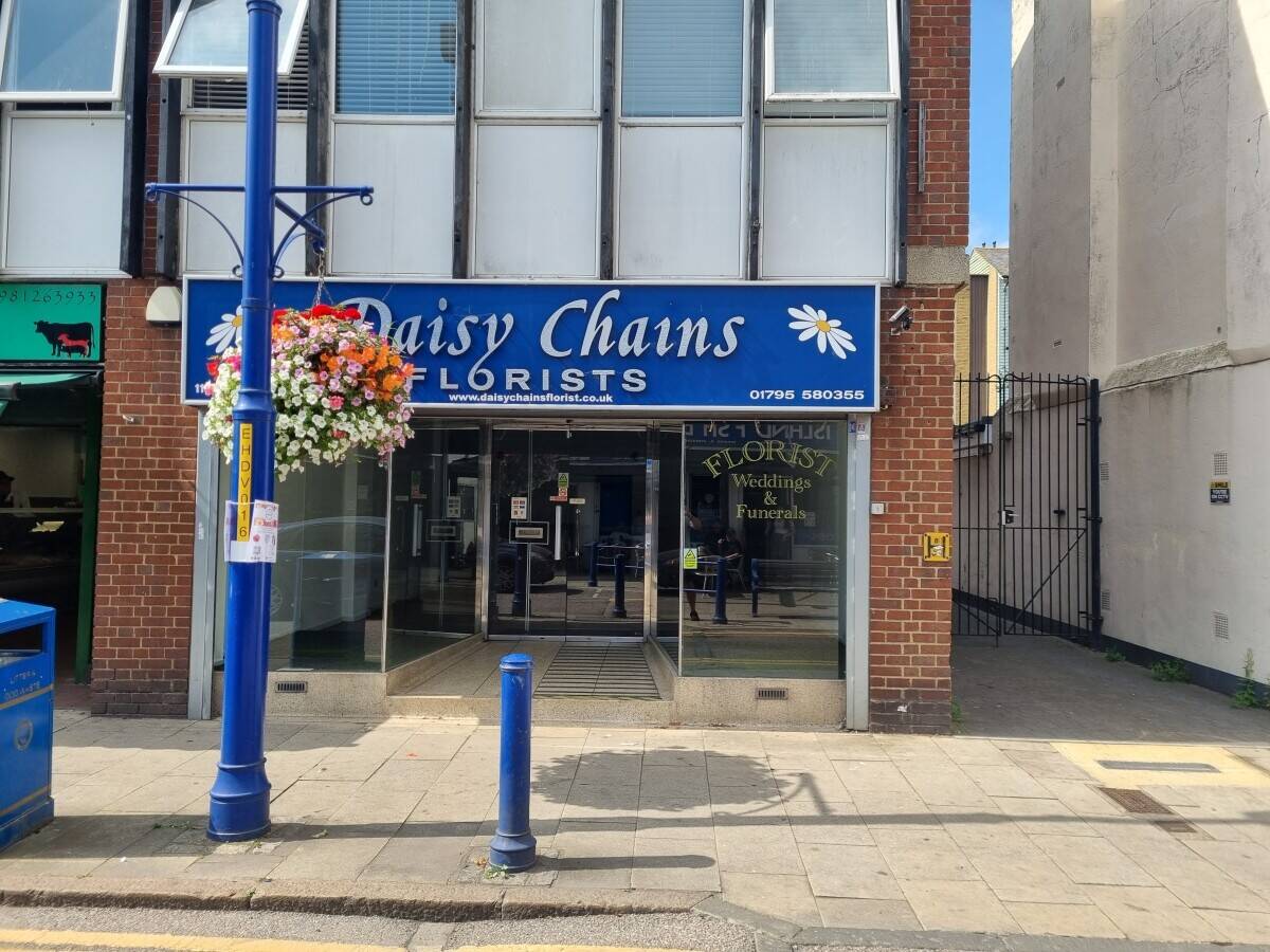 Vacant Shop For Sale in Sheerness High Street, Sheerness Kent Photo 2