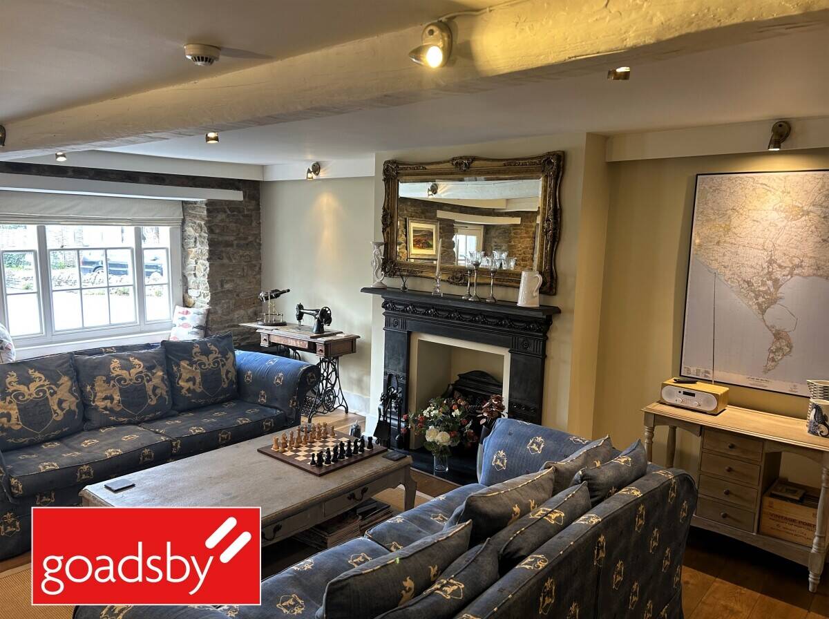 Stone Built B&B with Restaurant Potential in Weymouth Dorset Photo 2