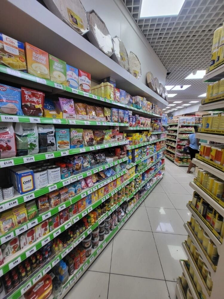 A rare opportunity to acquire a thriving supermarket business with premium fit-out and strong freehold investment potential. Photo 2