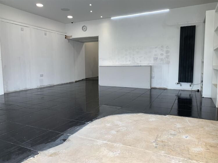 Ground Floor Retail Unit for Sale on Gloucester Road in Bristol Photo 2