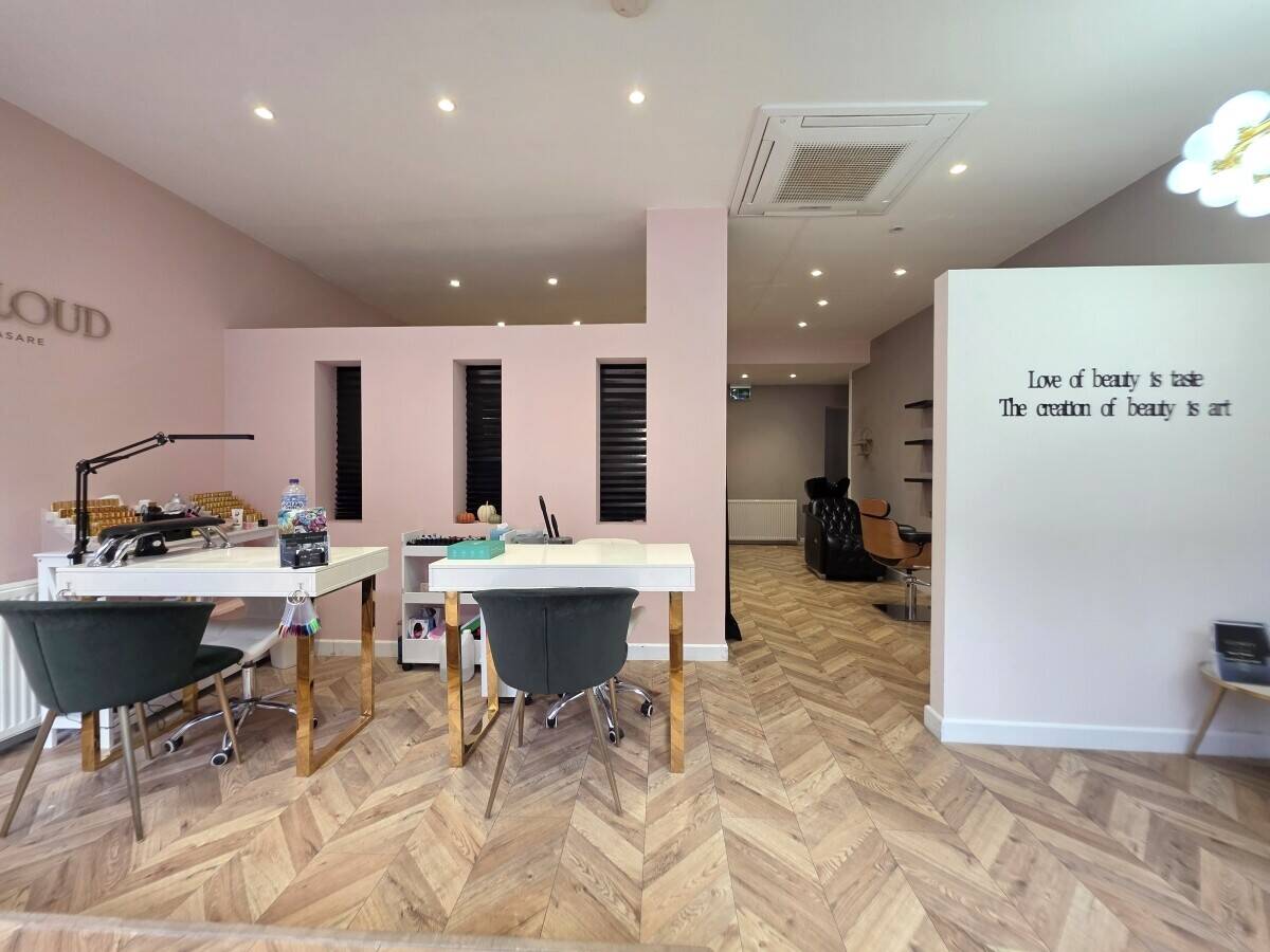 Fully Fitted Beauty & Hair Salon – Westcliff Photo 2