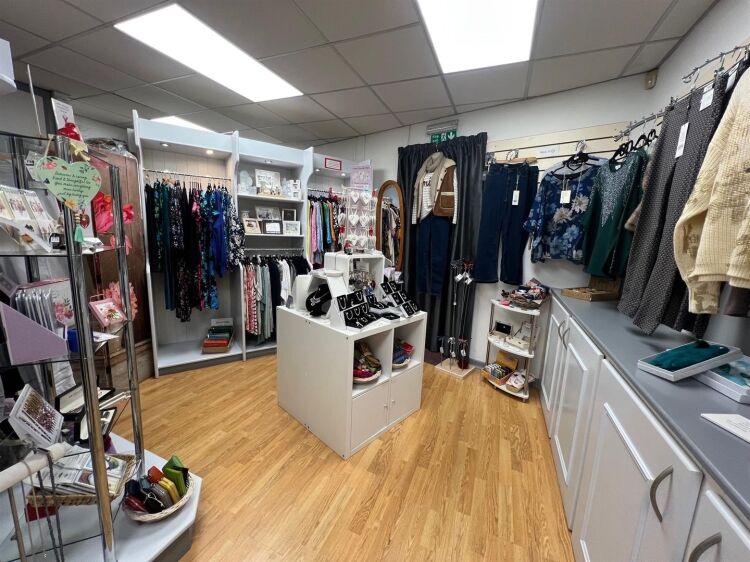 Terraced shop for sale in Clevedon town centre with tenant until May 2026 Photo 2