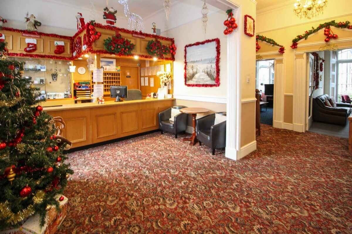 Development Opportunity - Former Hotel in Torquay, Devon Near Harbour and Amenities Photo 2
