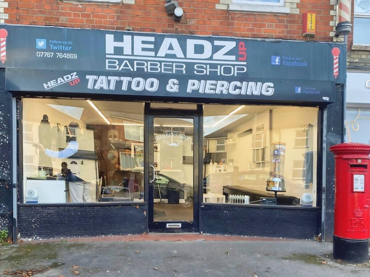Retail Premises To Let in Tilehurst, Reading  - Available Immediately - 430sq.ft - E-Class Photo 2