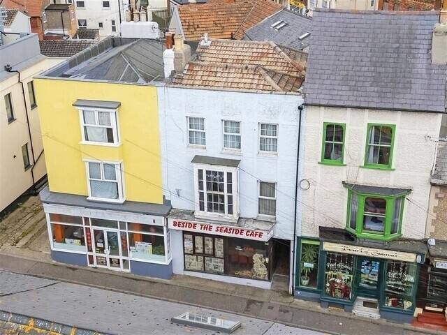 VACANT PART EQUIPPED SEASIDE CAFÉ TO LET PRICE: £12,000 PER ANNUM – LEASEHOLD – NIL PREMIUM LOCATION Photo 2