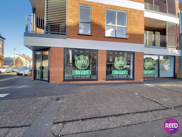 London Road, Westcliff On Sea Photo 2
