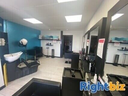 Prime Location Freehold Hair Salon with Expansion Potential in Bo'ness, Falkirk Photo 2