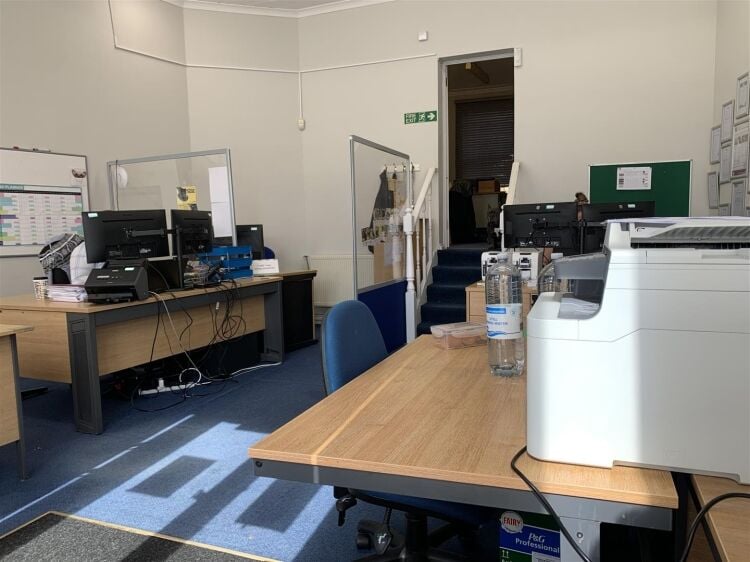 Ground Floor Retail Unit Office for Sale in Hotwells, Bristol with 600 sq ft of Adaptable Space Photo 2
