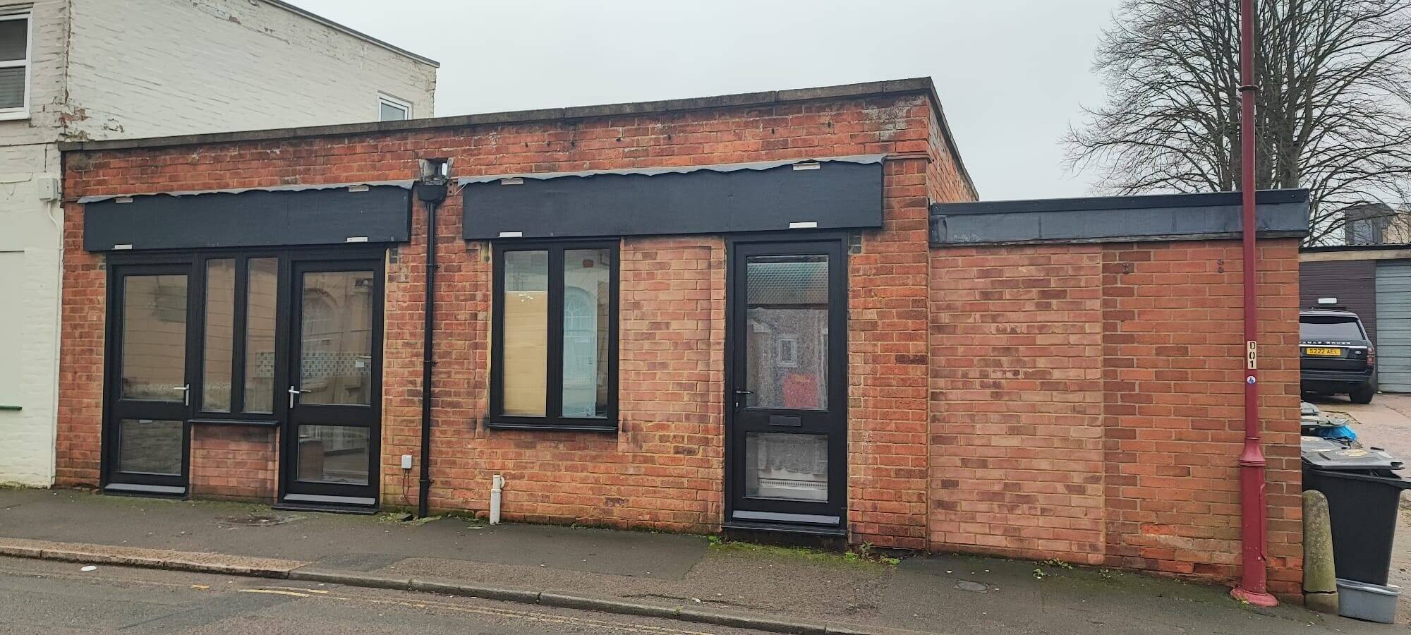 Leasehold property Photo 1