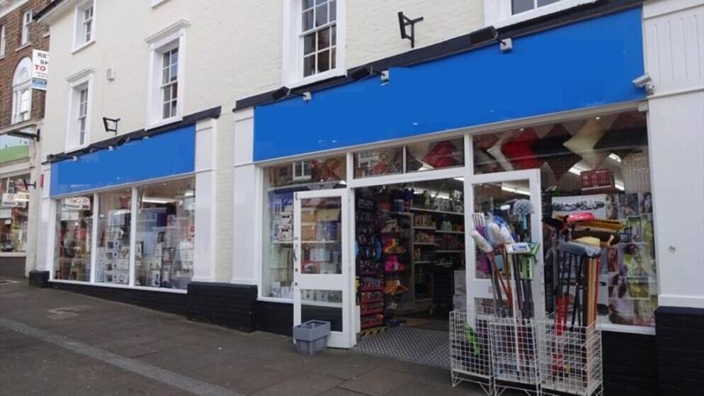 Freehold Investment Premises for Sale in Epsom Surrey with Established Furniture Store Photo 2