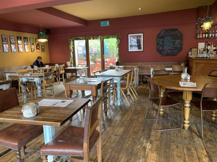 Fully Fitted Restaurant for Sale in Bristol with 2,040 sq ft and Outdoor Seating Photo 2
