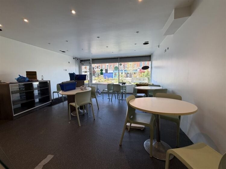 Mid-terrace retail unit for sale in Southmead, Bristol with 1,203 sq ft of adaptable space Photo 2