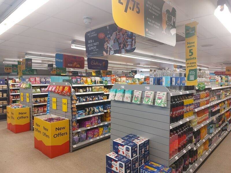 NOW LET Large Retail Unit ideal for Mini Market. Moorcroft Road, Woodthorpe York YO24 2RQ Photo 2