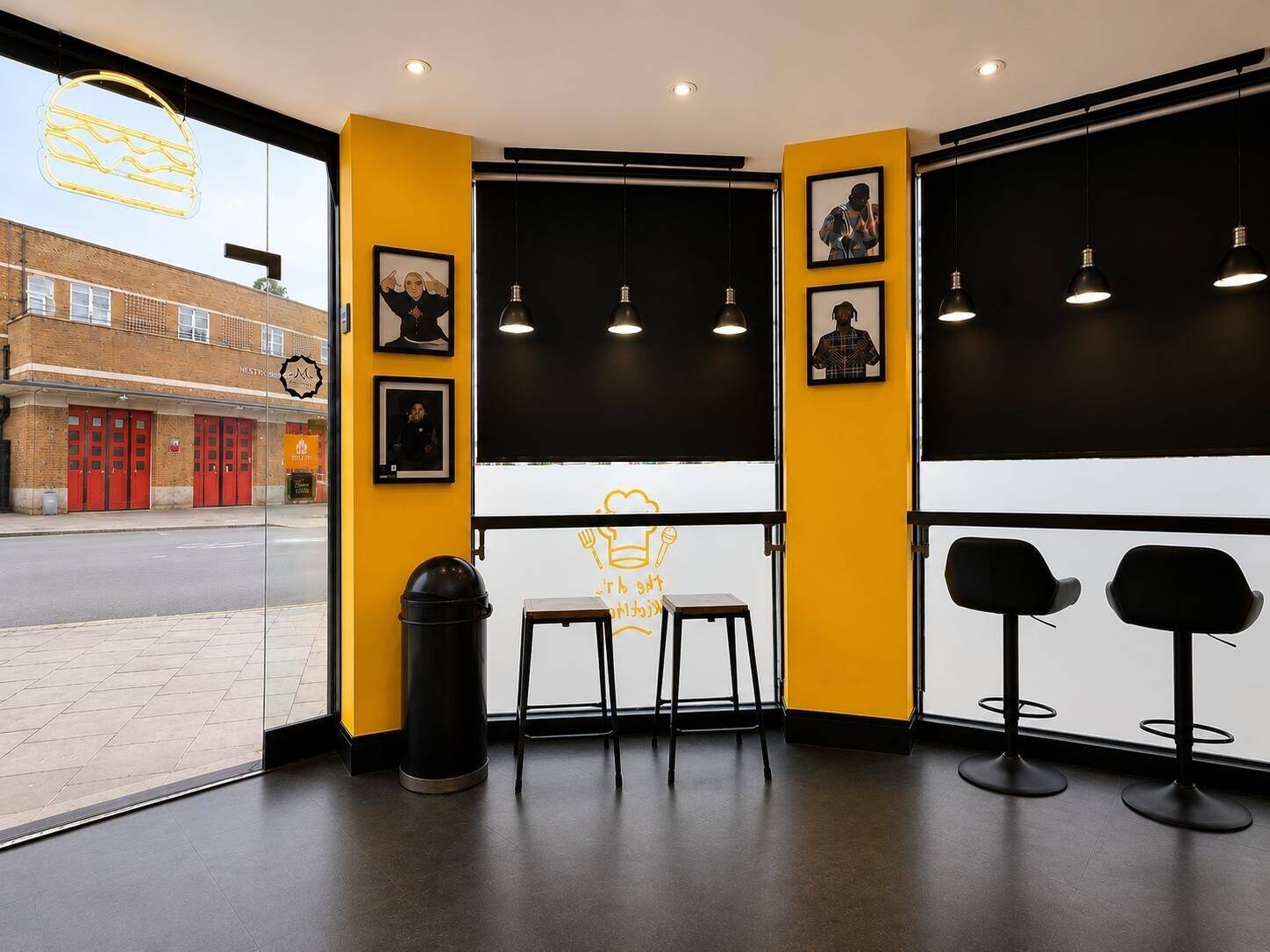 Fully Fitted Takeaway and Restaurant Available in Isleworth London Photo 2