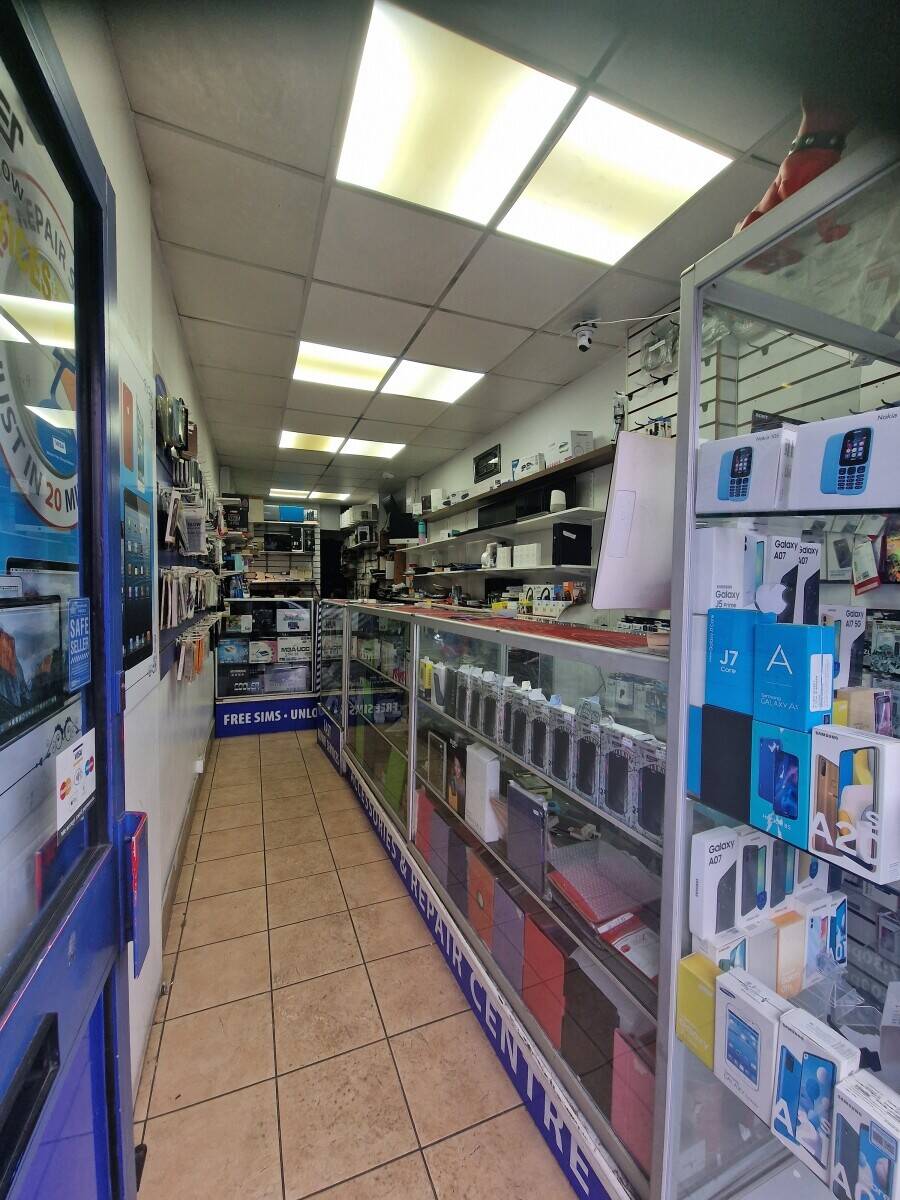 Prime Retail Shop To Let– Excellent Central Cricklewood Location Photo 2