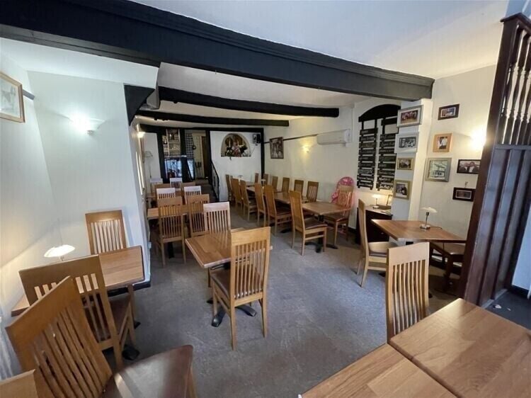 Prime High Street Restaurant Property Available in Expanding Wellington Photo 2