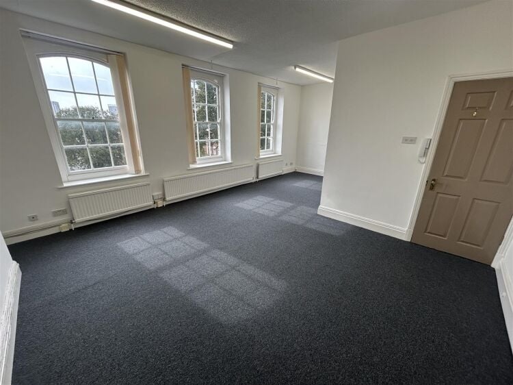 A grade ii listed second floor office situated in a central location on king square, close to bristol city centre. the office provides approximately Photo 2