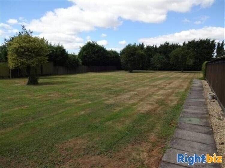 5-Bedroom Family Home with Luxury Cattery in Cambridgeshire, Ideal for Development Photo 2